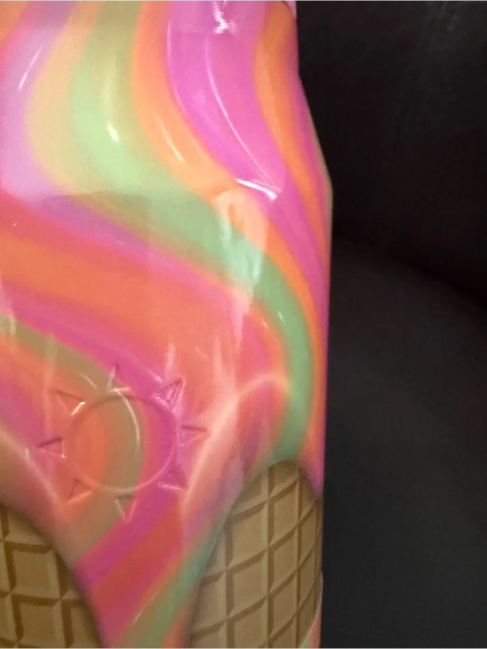 NEW with tags FrostBuddy ice cream Cone Tumbler water bottle 24 oz pink brown